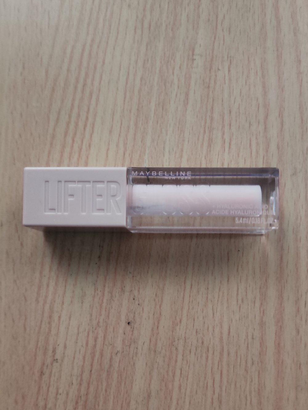Maybelline Lifter Gloss Hydrating Lip Gloss in Pale Pink. New Without Box